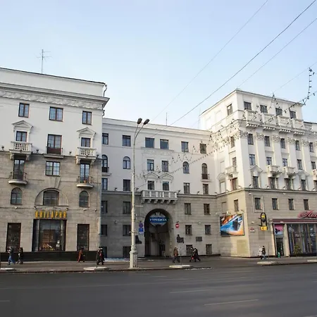 Апартаменты у КГБ *